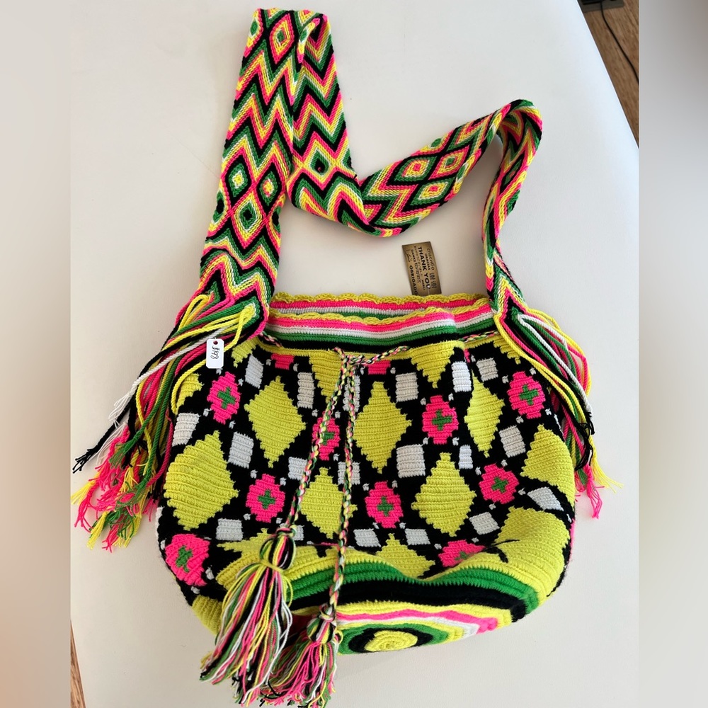 Comlumbian Wayuu Artisan Handbag